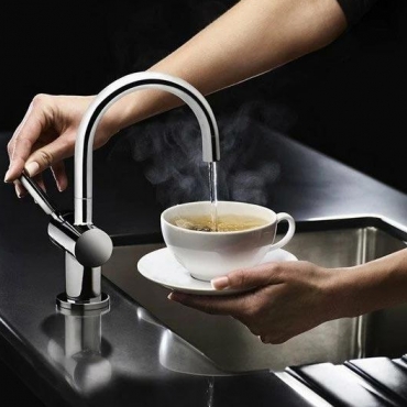Чи можна розбавляти чай холодною водою та які є інші способи швидко остудити напій фото