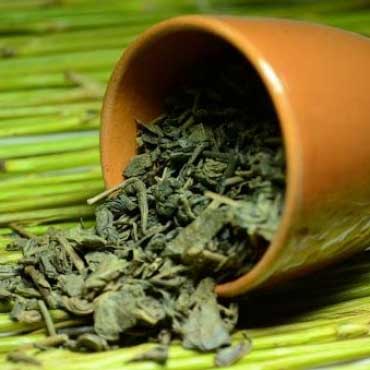 Корисні та шкідливі властивості зеленого чаю - фото