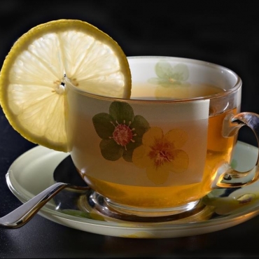 Чим корисний зелений чай із лимоном - властивості та правила приготування - фото