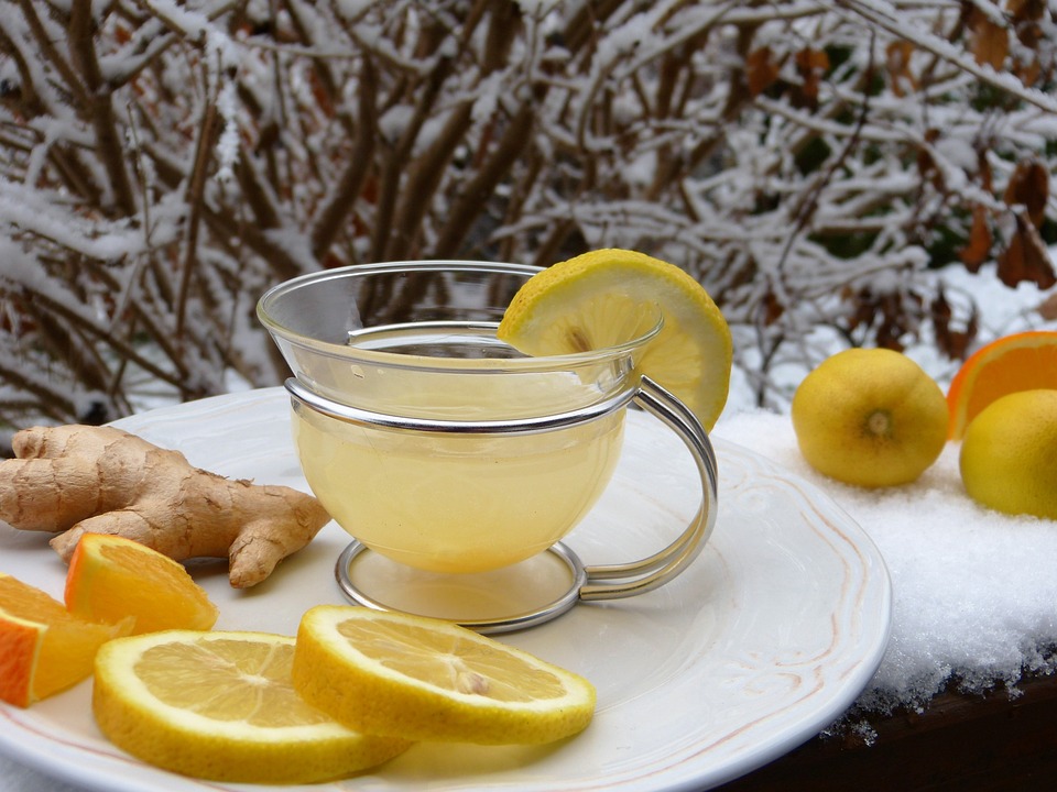 Чай з лимоном та імбирем